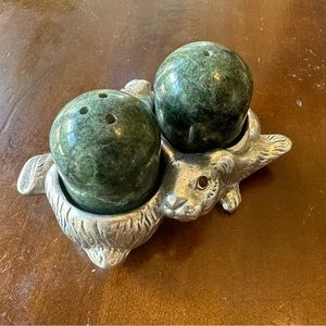 Arthur Court BUNNY RABBIT Salt and Pepper Shaker Set Vintage w/BOX